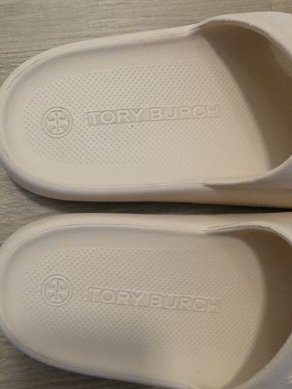Tory Burch EVA Shower Cream Slip-On Slide Sandals NWOT - Picture 4 of 5